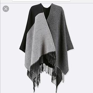 Uniqlo Color Block Stole